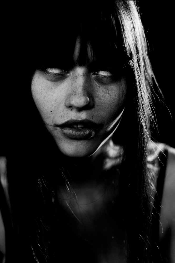 Referance photo for red and green.